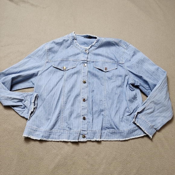 Bylyse Jackets & Blazers - Bylyse Pinstripe Light Denim Jacket Colourful Size XXL